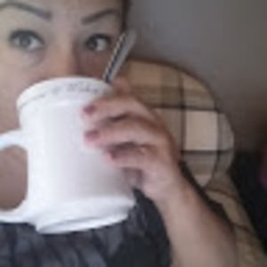 Meet your Posher, Alma